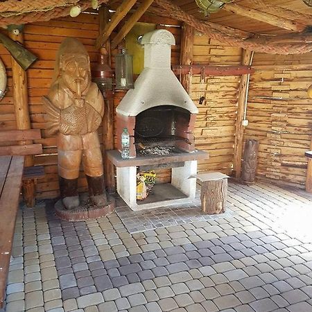 Pokoje Goscinne Irena Mieroszyno Екстериор снимка